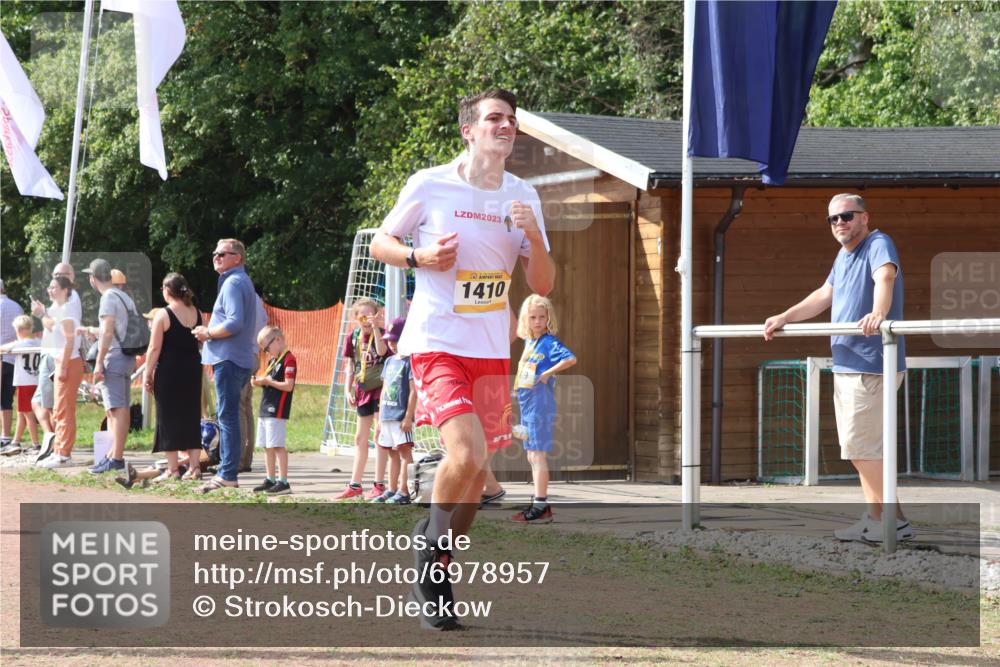 08.09.2024 - Airport Race Strokosch-Dieckow http://msf.ph/oto/6978957 08.09.2024 12:12:15 Ziel 1410, 2537, 2544, 2546, 2691, 2768, 2771, 3106 meine-sportfotos.de