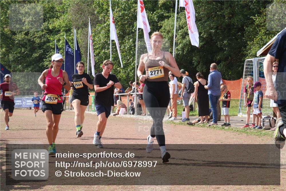 08.09.2024 - Airport Race Strokosch-Dieckow http://msf.ph/oto/6978997 08.09.2024 12:12:18 Ziel 2537, 2544, 2546, 2771, 2824, 3106 meine-sportfotos.de