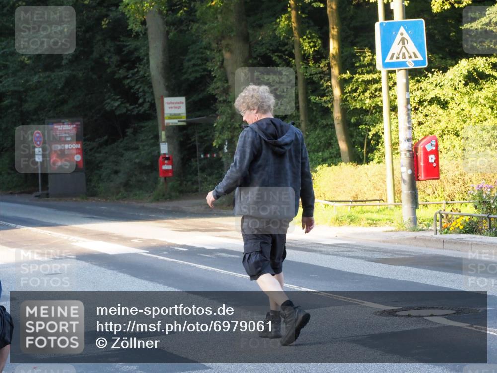 08.09.2024 - Stadtparktriathlon Zöllner http://msf.ph/oto/6979061 08.09.2024 08:05:21 Radfahren  meine-sportfotos.de