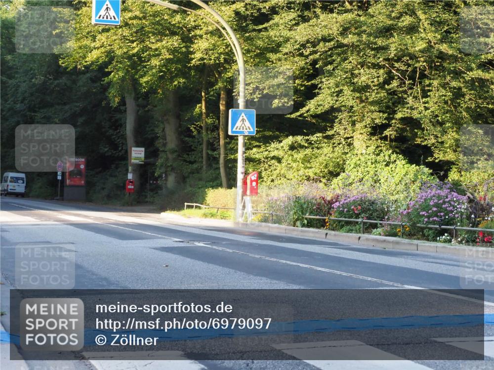 08.09.2024 - Stadtparktriathlon Zöllner http://msf.ph/oto/6979097 08.09.2024 08:14:46 Radfahren  meine-sportfotos.de
