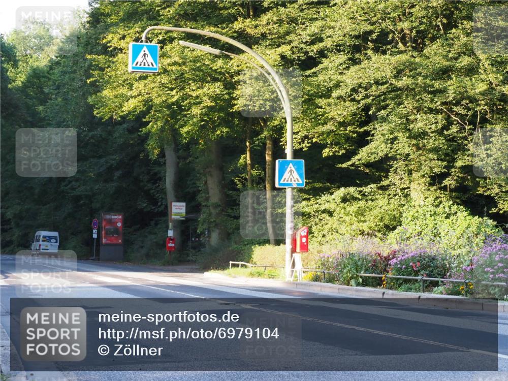 08.09.2024 - Stadtparktriathlon Zöllner http://msf.ph/oto/6979104 08.09.2024 08:15:00 Radfahren  meine-sportfotos.de
