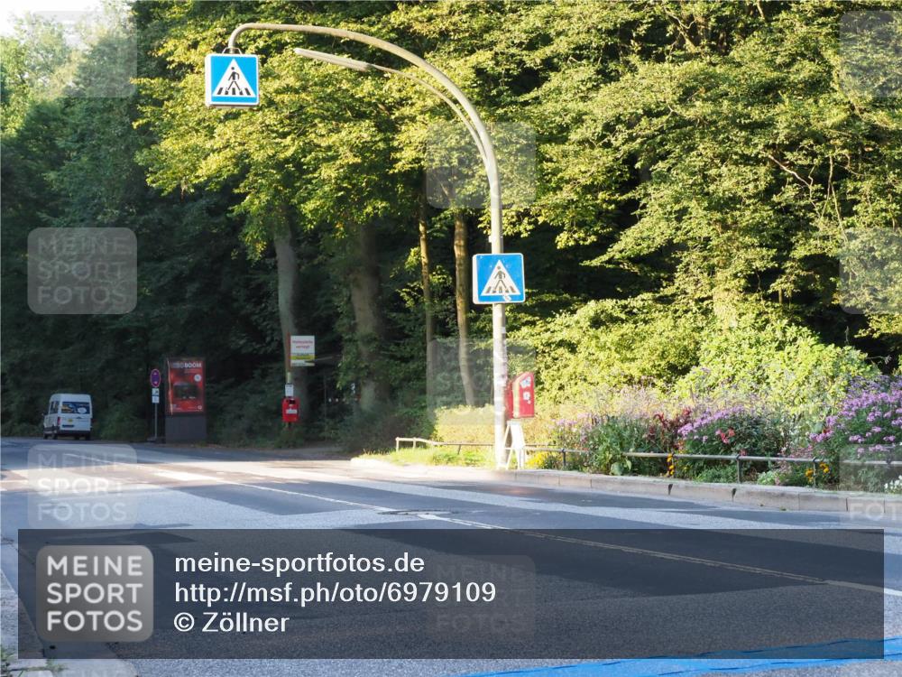 08.09.2024 - Stadtparktriathlon Zöllner http://msf.ph/oto/6979109 08.09.2024 08:15:03 Radfahren  meine-sportfotos.de