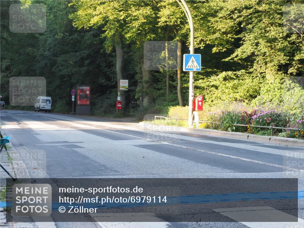 08.09.2024 - Stadtparktriathlon Zöllner http://msf.ph/oto/6979114 08.09.2024 08:15:43 Radfahren  meine-sportfotos.de
