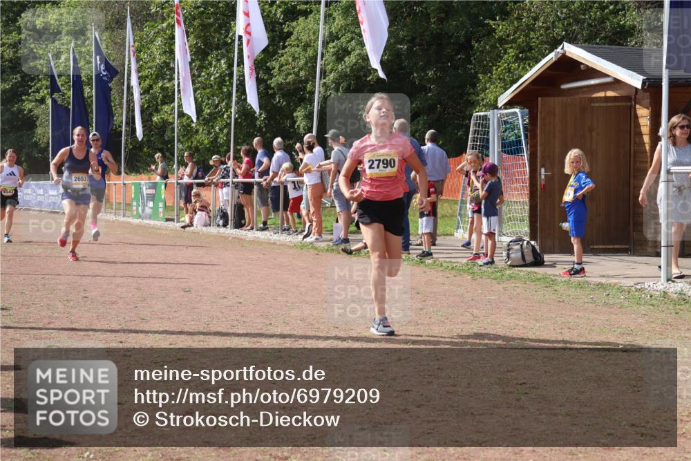 08.09.2024 - Airport Race Strokosch-Dieckow http://msf.ph/oto/6979209 08.09.2024 12:12:40 Ziel 350, 387, 2542, 2653, 2661, 2721, 2790 meine-sportfotos.de