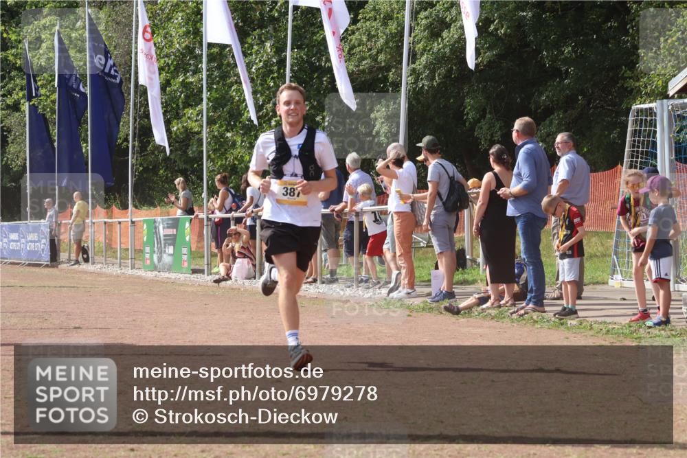 08.09.2024 - Airport Race Strokosch-Dieckow http://msf.ph/oto/6979278 08.09.2024 12:12:46 Ziel 387, 677, 2516, 2536, 2542, 2613, 2661 meine-sportfotos.de