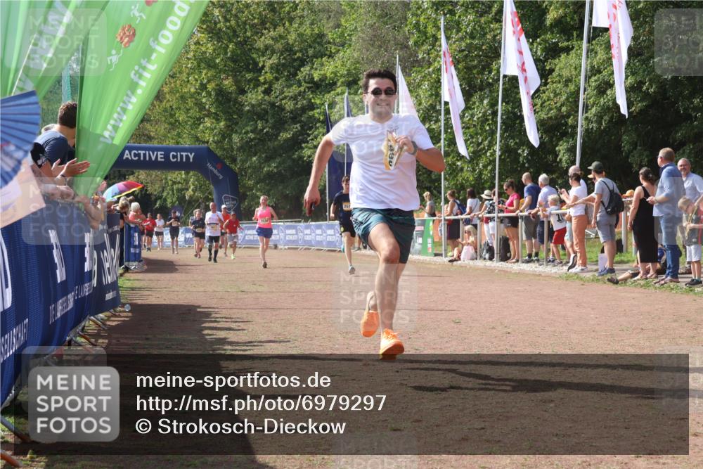 08.09.2024 - Airport Race Strokosch-Dieckow http://msf.ph/oto/6979297 08.09.2024 12:12:47 Ziel 387, 677, 2516, 2536, 2542, 2613, 2661 meine-sportfotos.de