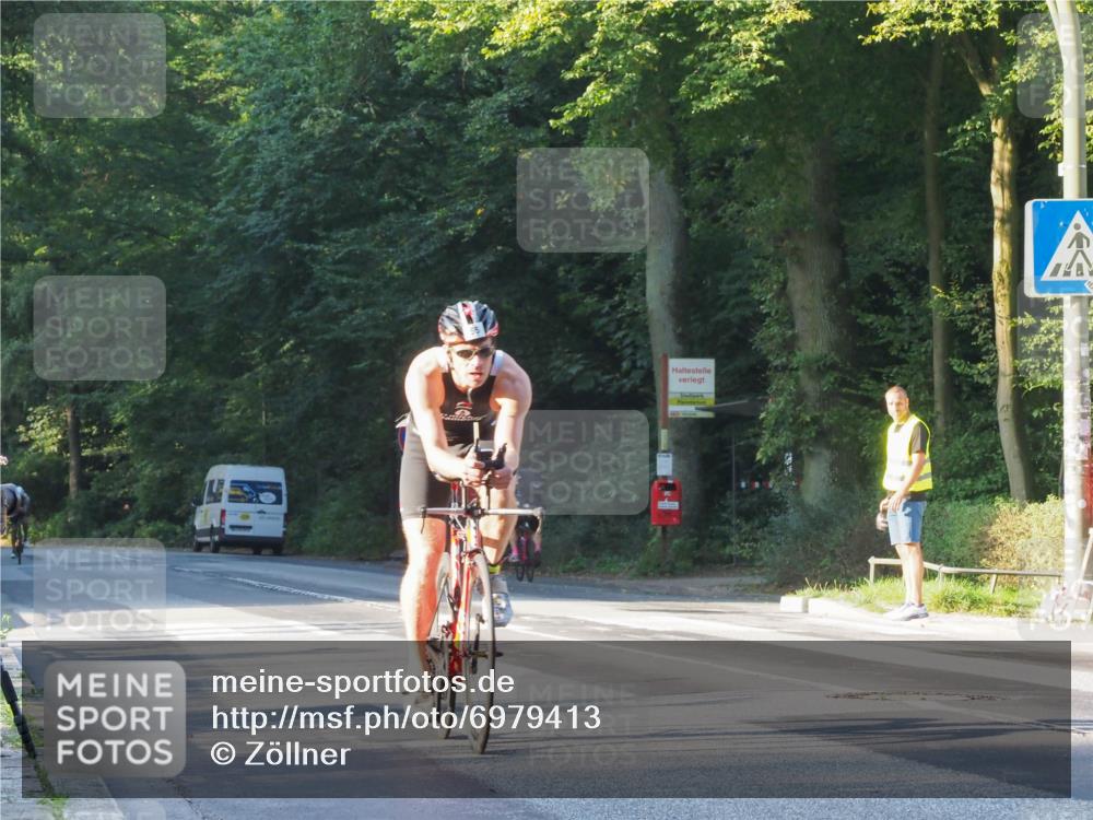 08.09.2024 - Stadtparktriathlon Zöllner http://msf.ph/oto/6979413 08.09.2024 08:51:57 Radfahren 18, 44, 55, 66 meine-sportfotos.de