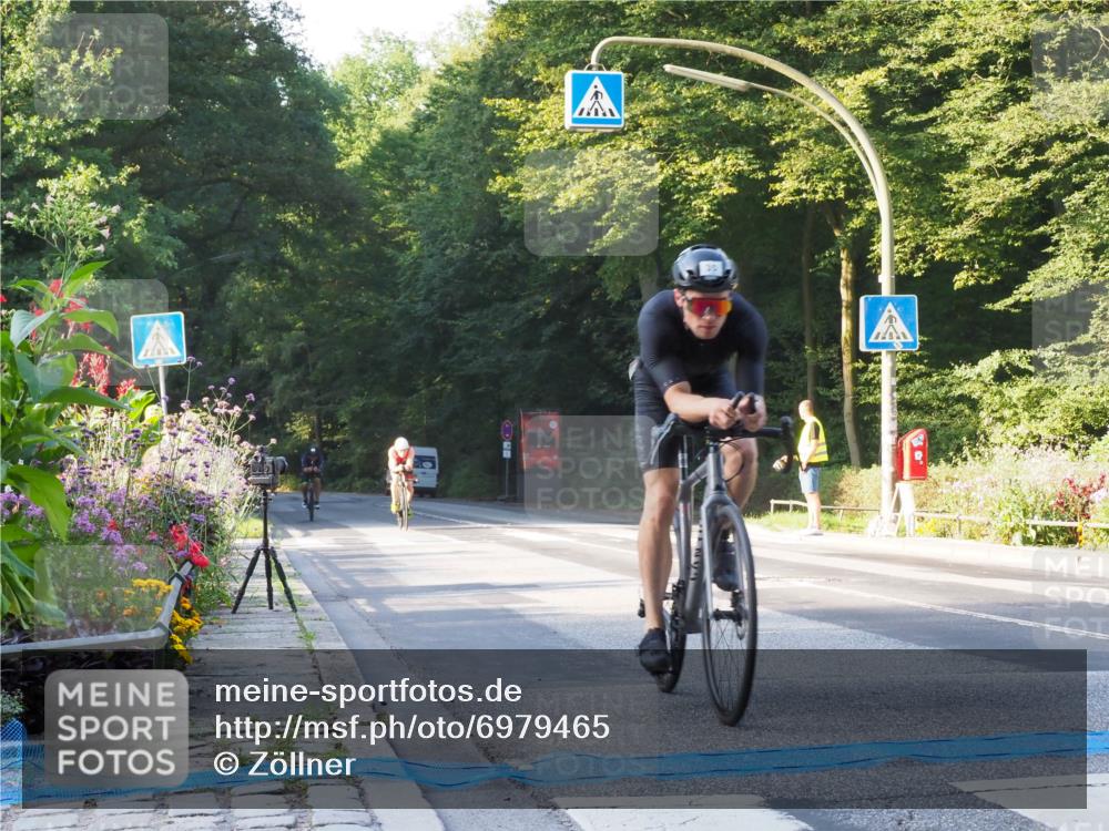 08.09.2024 - Stadtparktriathlon Zöllner http://msf.ph/oto/6979465 08.09.2024 08:52:23 Radfahren 31, 35, 40, 54, 63, 72, 76 meine-sportfotos.de
