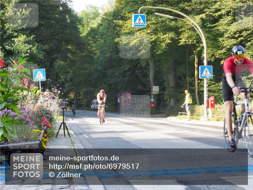 08.09.2024 - Stadtparktriathlon Zöllner http://msf.ph/oto/6979517 08.09.2024 08:52:37 Radfahren 15, 21, 27, 28, 37, 74, 85 meine-sportfotos.de