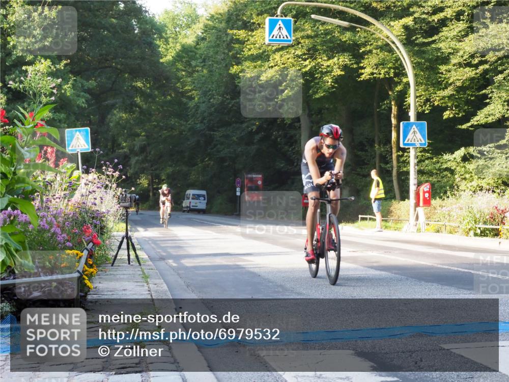 08.09.2024 - Stadtparktriathlon Zöllner http://msf.ph/oto/6979532 08.09.2024 08:52:38 Radfahren 15, 21, 27, 28, 37, 74, 85 meine-sportfotos.de
