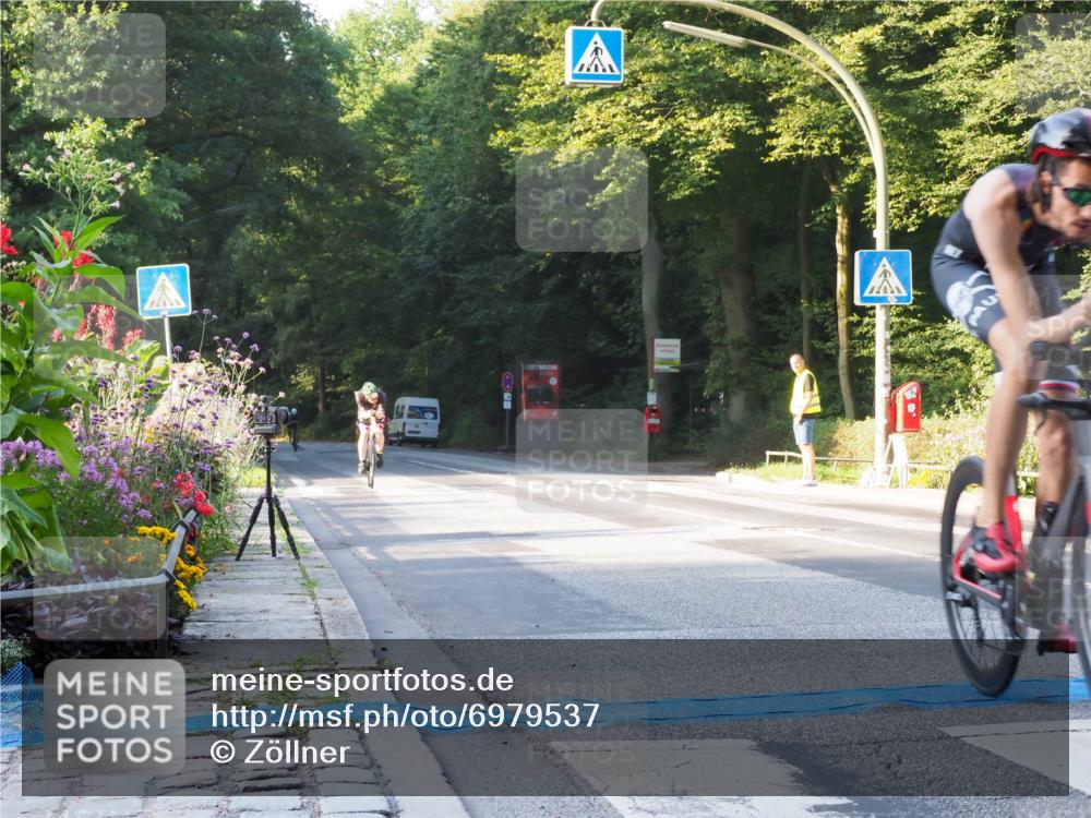 08.09.2024 - Stadtparktriathlon Zöllner http://msf.ph/oto/6979537 08.09.2024 08:52:38 Radfahren 15, 21, 27, 28, 37, 74, 85 meine-sportfotos.de