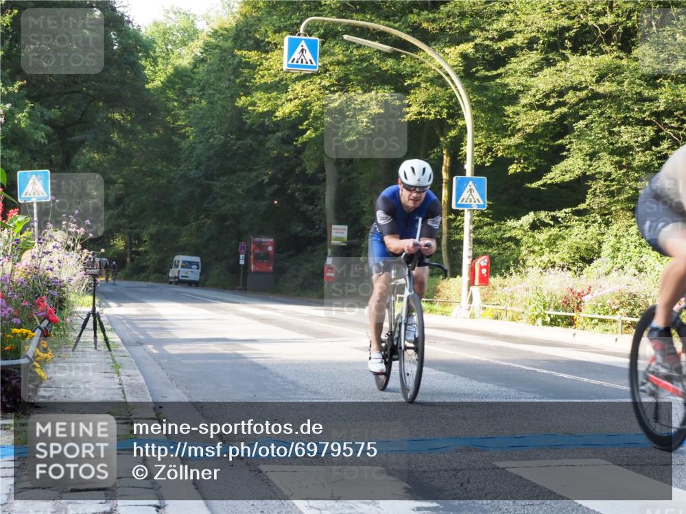 08.09.2024 - Stadtparktriathlon Zöllner http://msf.ph/oto/6979575 08.09.2024 08:53:07 Radfahren 4, 30, 42, 45, 82 meine-sportfotos.de