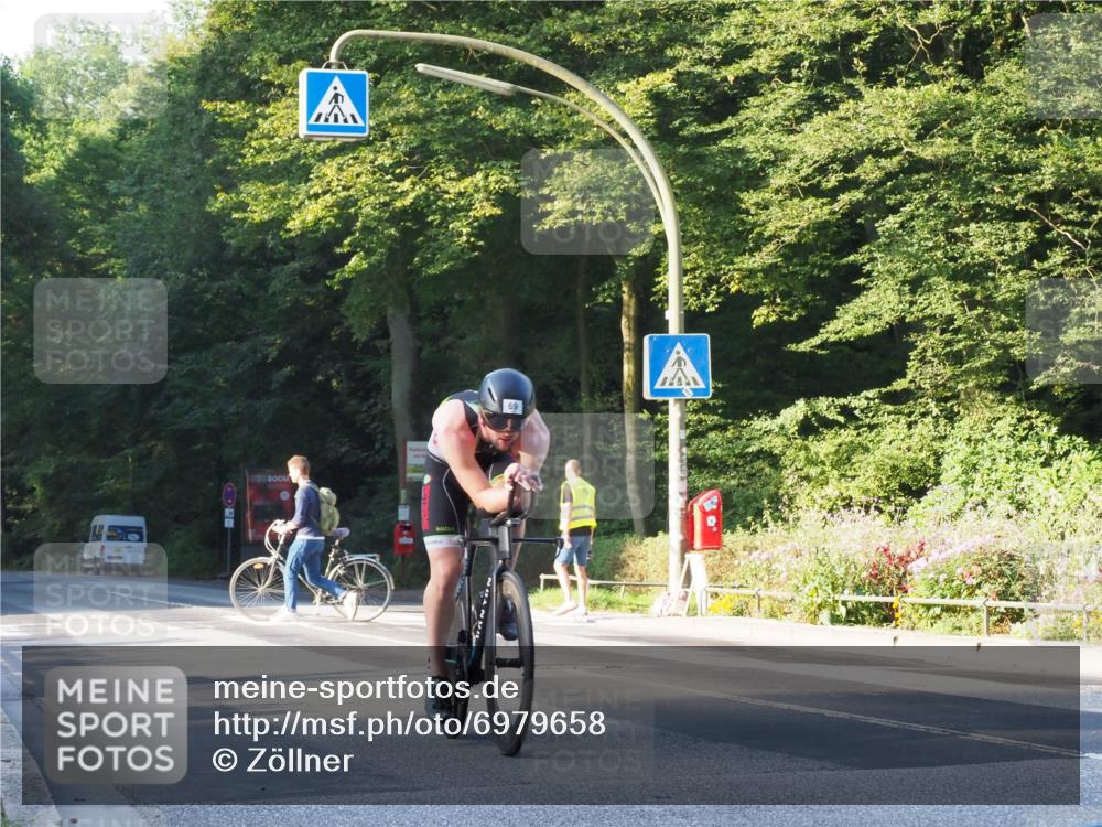 08.09.2024 - Stadtparktriathlon Zöllner http://msf.ph/oto/6979658 08.09.2024 08:54:17 Radfahren 64, 69 meine-sportfotos.de
