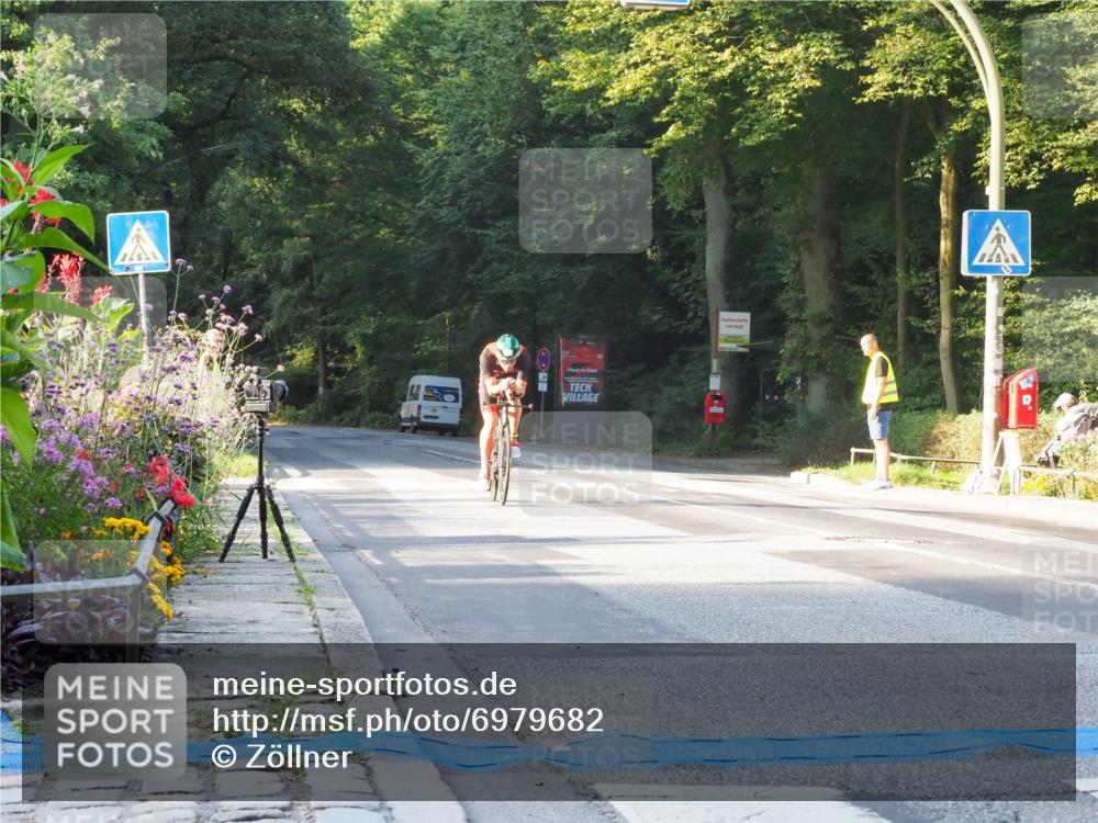 08.09.2024 - Stadtparktriathlon Zöllner http://msf.ph/oto/6979682 08.09.2024 08:55:02 Radfahren 11 meine-sportfotos.de