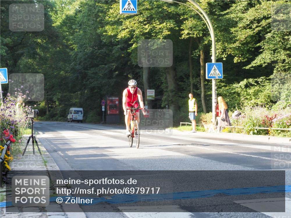 08.09.2024 - Stadtparktriathlon Zöllner http://msf.ph/oto/6979717 08.09.2024 08:55:56 Radfahren 2 meine-sportfotos.de