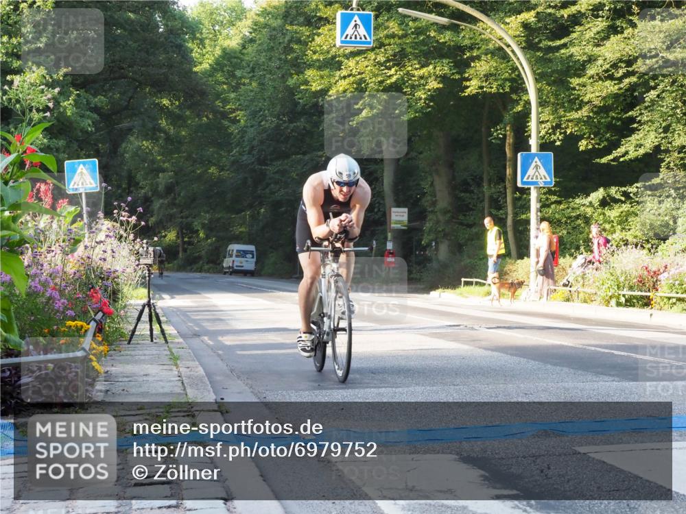 08.09.2024 - Stadtparktriathlon Zöllner http://msf.ph/oto/6979752 08.09.2024 08:56:09 Radfahren 1, 5, 19, 49, 51, 59, 86 meine-sportfotos.de