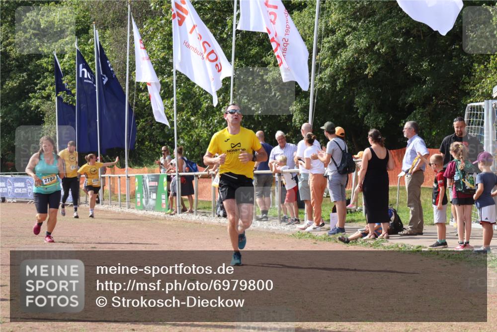 08.09.2024 - Airport Race Strokosch-Dieckow http://msf.ph/oto/6979800 08.09.2024 12:13:42 Ziel 2667, 2693, 2787, 3069 meine-sportfotos.de
