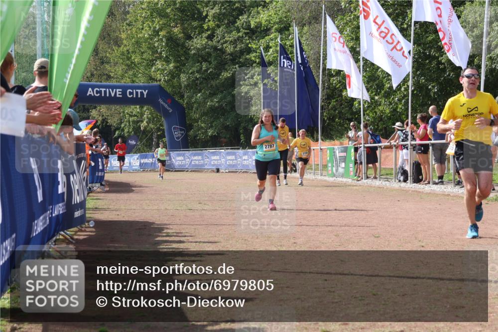08.09.2024 - Airport Race Strokosch-Dieckow http://msf.ph/oto/6979805 08.09.2024 12:13:43 Ziel 2667, 2787, 3069 meine-sportfotos.de