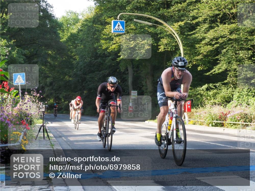 08.09.2024 - Stadtparktriathlon Zöllner http://msf.ph/oto/6979858 08.09.2024 08:57:39 Radfahren 20, 25, 26, 71, 83, 89 meine-sportfotos.de