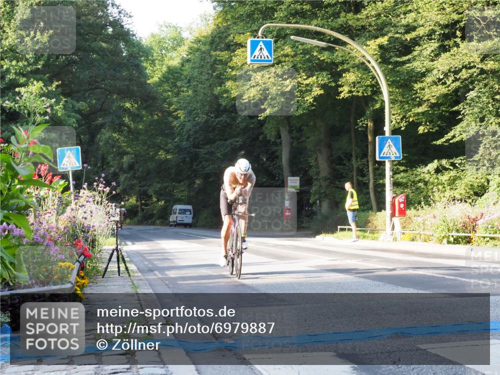 08.09.2024 - Stadtparktriathlon Zöllner http://msf.ph/oto/6979887 08.09.2024 08:58:00 Radfahren 15, 40, 44, 54, 76 meine-sportfotos.de