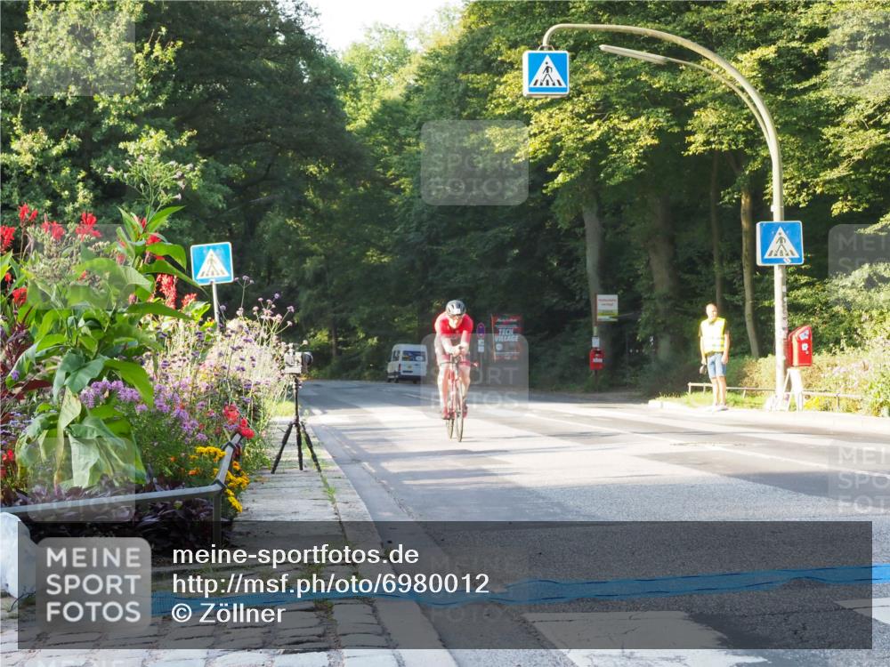 08.09.2024 - Stadtparktriathlon Zöllner http://msf.ph/oto/6980012 08.09.2024 08:58:20 Radfahren 23, 35, 37, 72 meine-sportfotos.de