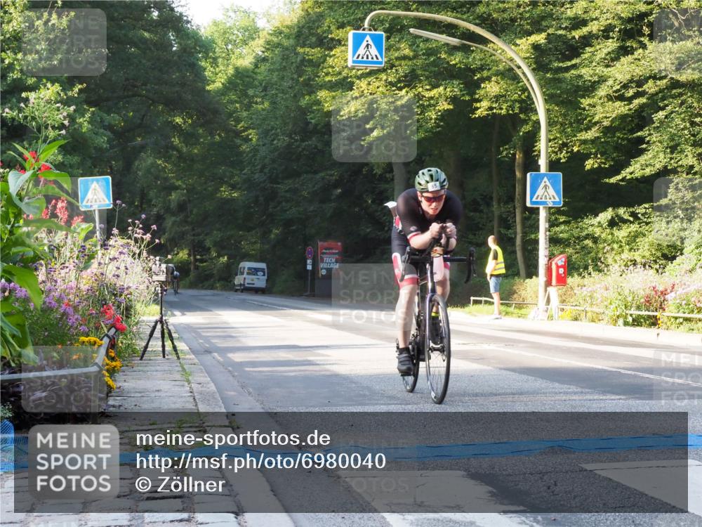 08.09.2024 - Stadtparktriathlon Zöllner http://msf.ph/oto/6980040 08.09.2024 08:58:45 Radfahren 41, 57, 74, 85 meine-sportfotos.de