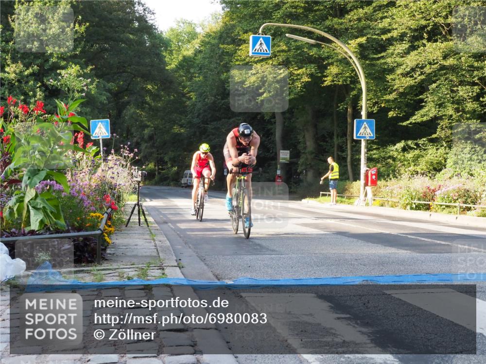 08.09.2024 - Stadtparktriathlon Zöllner http://msf.ph/oto/6980083 08.09.2024 08:59:08 Radfahren 3, 8, 10, 42 meine-sportfotos.de