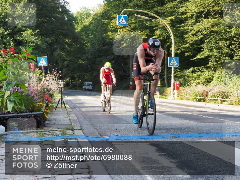 08.09.2024 - Stadtparktriathlon Zöllner http://msf.ph/oto/6980088 08.09.2024 08:59:08 Radfahren 3, 8, 10, 42 meine-sportfotos.de