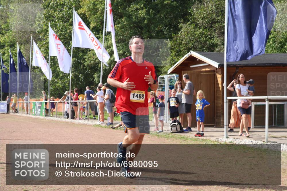 08.09.2024 - Airport Race Strokosch-Dieckow http://msf.ph/oto/6980095 08.09.2024 12:14:21 Ziel 137, 397, 615, 809, 1116, 1488, 2521, 2535, 2605, 3037 meine-sportfotos.de