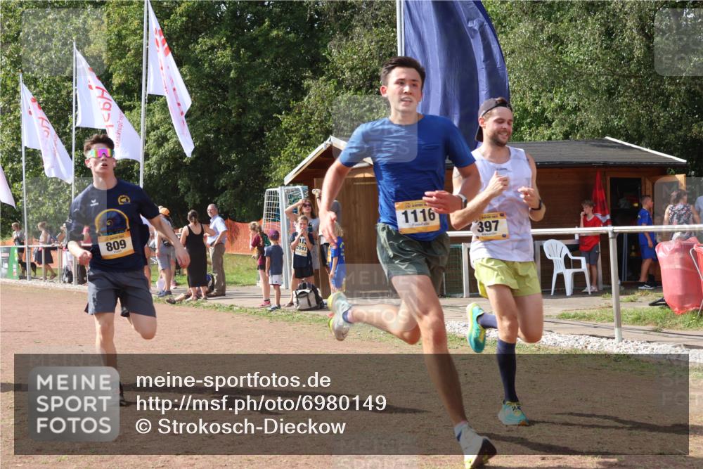 08.09.2024 - Airport Race Strokosch-Dieckow http://msf.ph/oto/6980149 08.09.2024 12:14:28 Ziel 397, 615, 809, 1116, 2605, 3037 meine-sportfotos.de