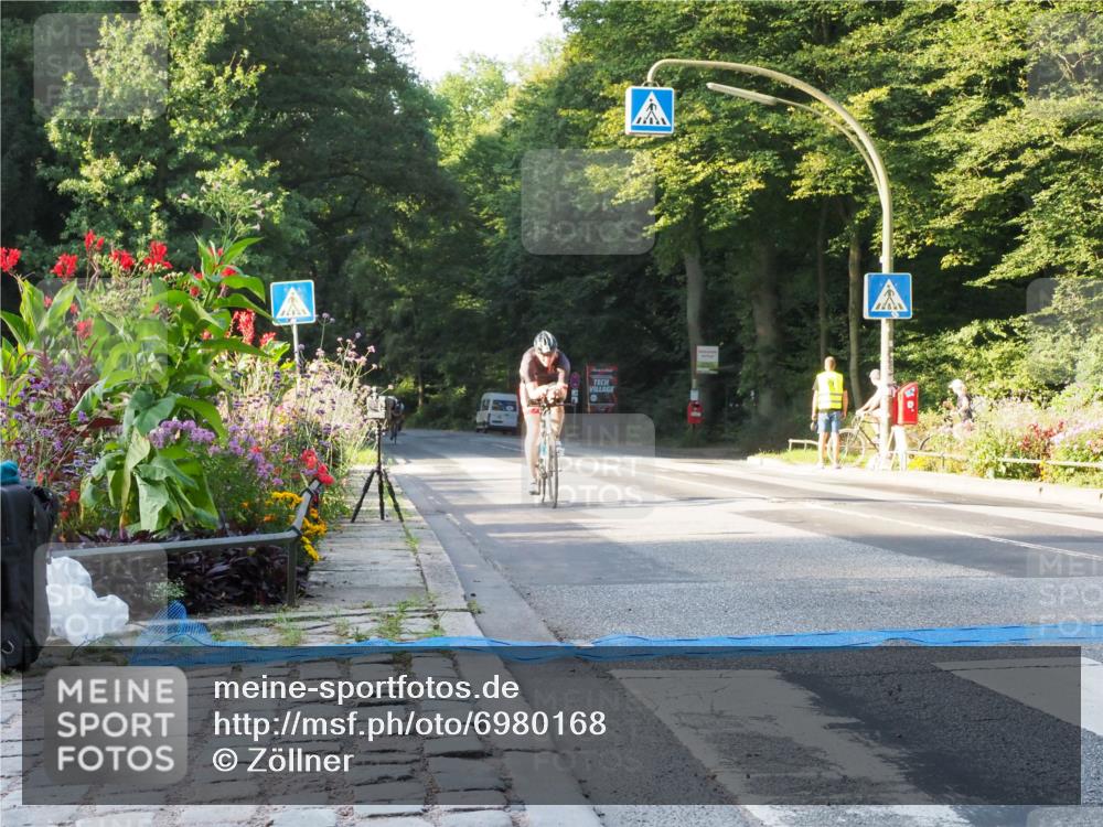 08.09.2024 - Stadtparktriathlon Zöllner http://msf.ph/oto/6980168 08.09.2024 08:59:45 Radfahren 7, 13, 58, 69, 82 meine-sportfotos.de