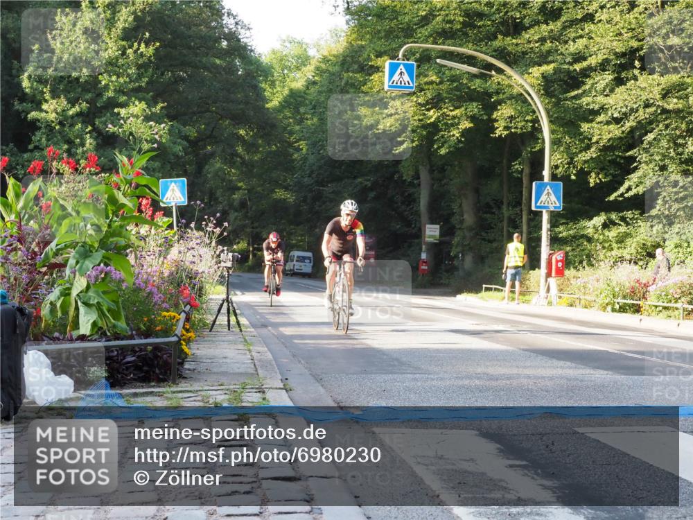 08.09.2024 - Stadtparktriathlon Zöllner http://msf.ph/oto/6980230 08.09.2024 09:00:57 Radfahren 6, 14, 17, 64 meine-sportfotos.de