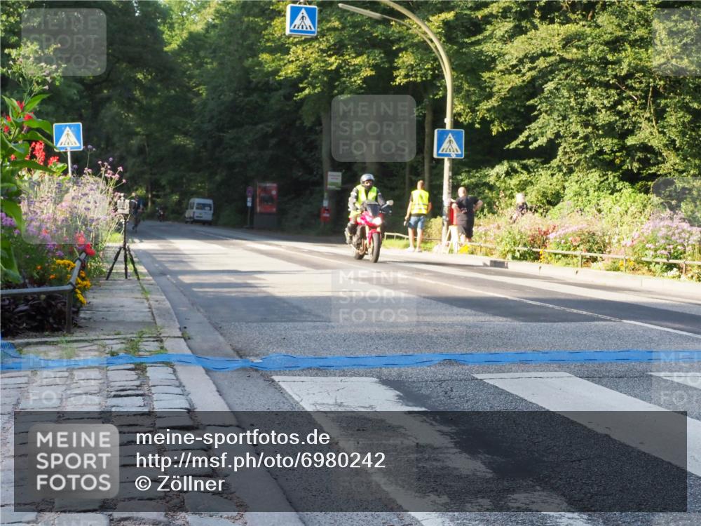 08.09.2024 - Stadtparktriathlon Zöllner http://msf.ph/oto/6980242 08.09.2024 09:01:02 Radfahren 14, 17, 38, 64, 114 meine-sportfotos.de