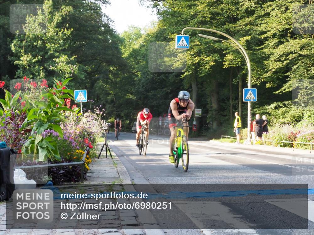 08.09.2024 - Stadtparktriathlon Zöllner http://msf.ph/oto/6980251 08.09.2024 09:01:10 Radfahren 16, 38, 64, 65, 114 meine-sportfotos.de