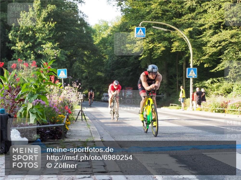 08.09.2024 - Stadtparktriathlon Zöllner http://msf.ph/oto/6980254 08.09.2024 09:01:10 Radfahren 16, 38, 64, 65, 114 meine-sportfotos.de
