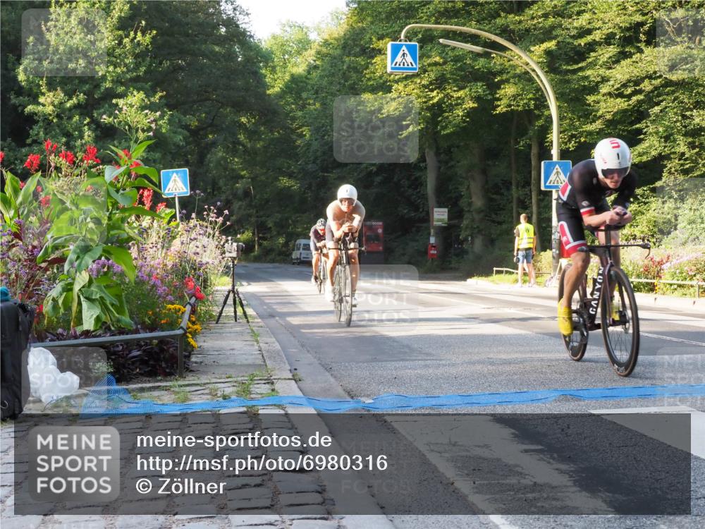 08.09.2024 - Stadtparktriathlon Zöllner http://msf.ph/oto/6980316 08.09.2024 09:01:55 Radfahren 1, 5, 49, 59, 68 meine-sportfotos.de