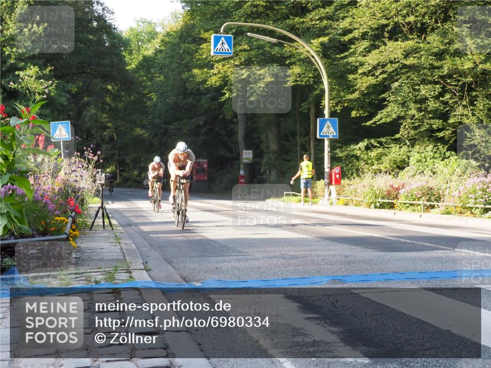 08.09.2024 - Stadtparktriathlon Zöllner http://msf.ph/oto/6980334 08.09.2024 09:02:24 Radfahren 48, 51, 92, 99, 102 meine-sportfotos.de