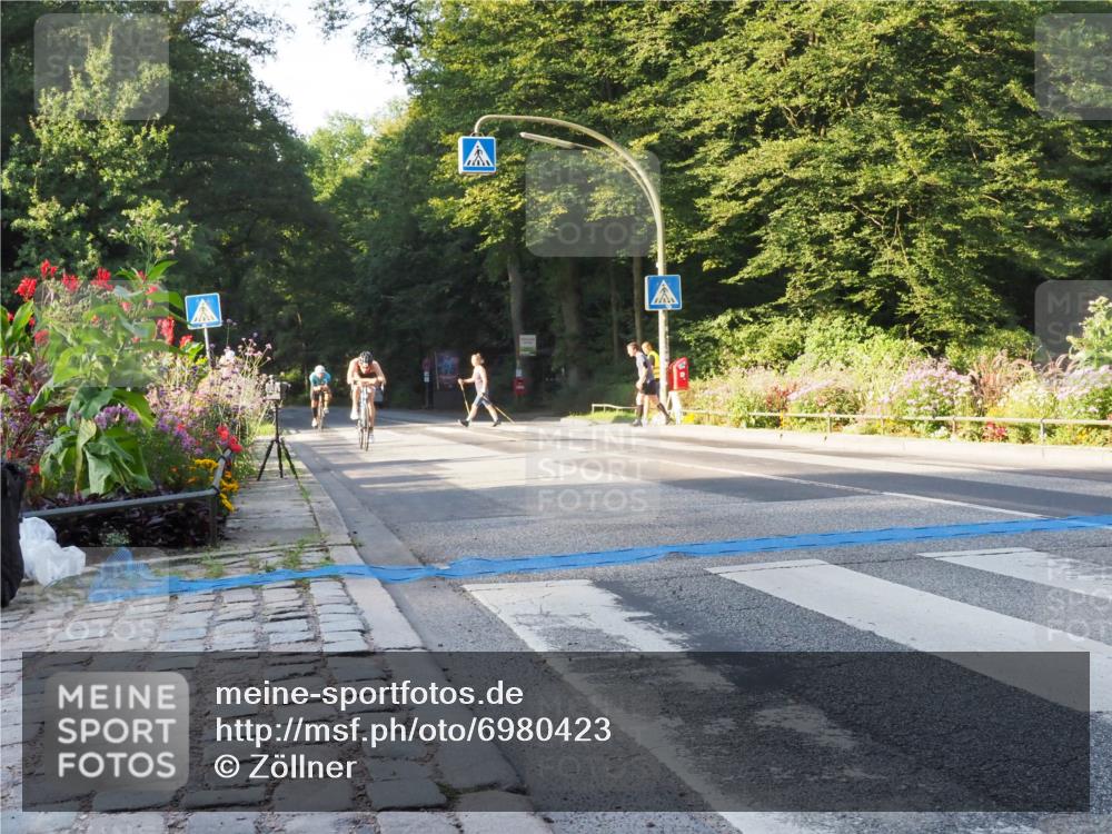 08.09.2024 - Stadtparktriathlon Zöllner http://msf.ph/oto/6980423 08.09.2024 09:03:15 Radfahren 56, 110, 120, 125 meine-sportfotos.de