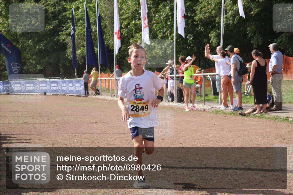 08.09.2024 - Airport Race Strokosch-Dieckow http://msf.ph/oto/6980426 08.09.2024 12:14:56 Ziel 216, 2637, 2849 meine-sportfotos.de
