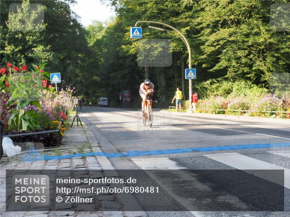 08.09.2024 - Stadtparktriathlon Zöllner http://msf.ph/oto/6980481 08.09.2024 09:03:38 Radfahren 2, 53, 109, 127 meine-sportfotos.de