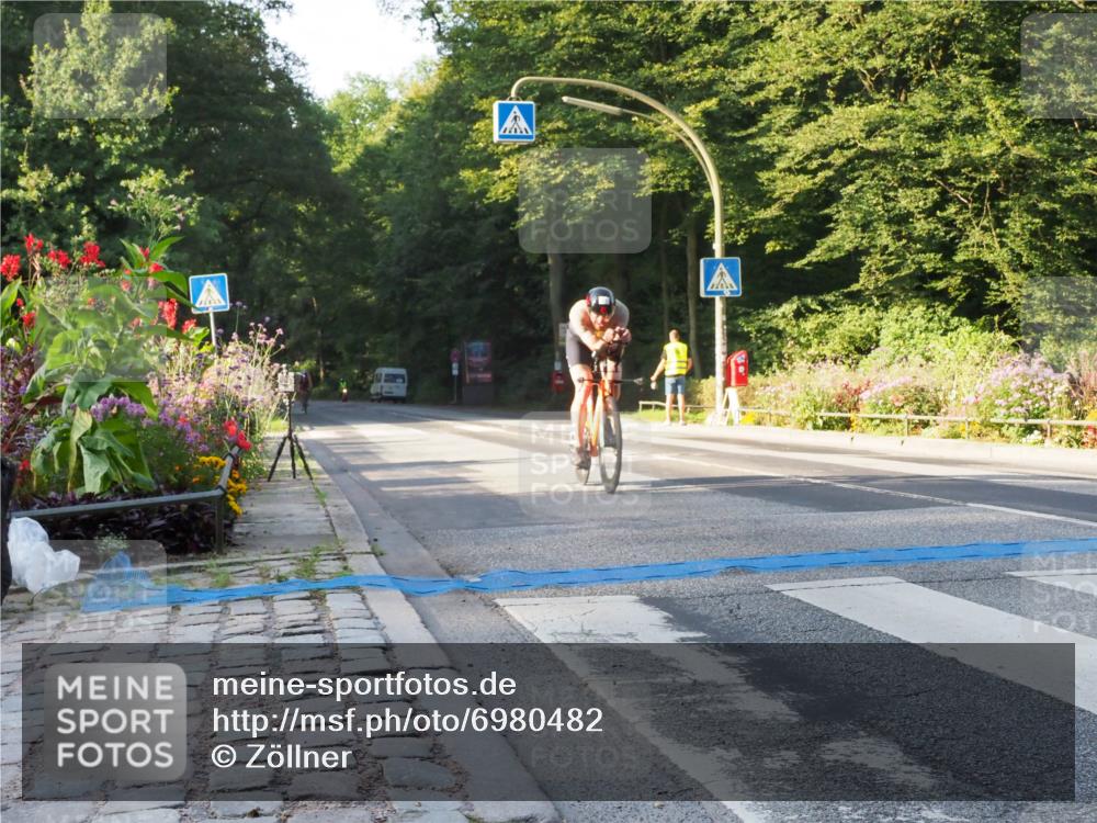 08.09.2024 - Stadtparktriathlon Zöllner http://msf.ph/oto/6980482 08.09.2024 09:03:38 Radfahren 2, 53, 109, 127 meine-sportfotos.de