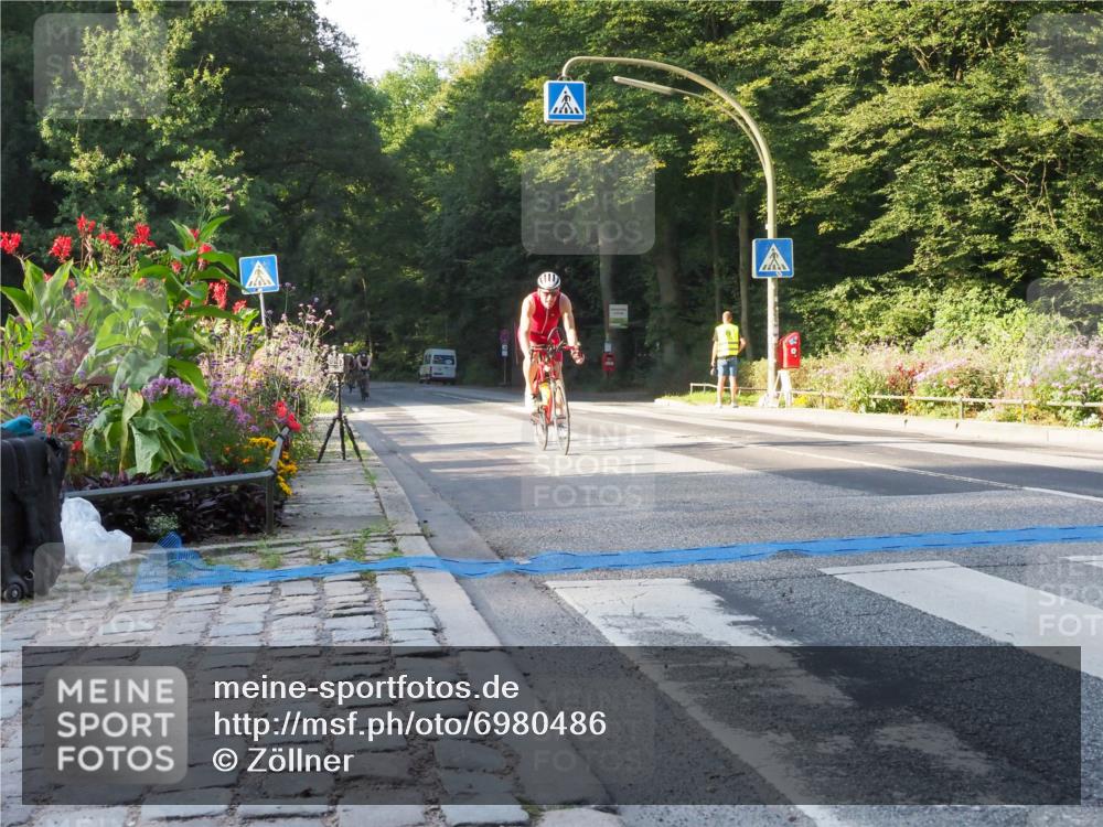 08.09.2024 - Stadtparktriathlon Zöllner http://msf.ph/oto/6980486 08.09.2024 09:03:44 Radfahren 2, 15, 25, 26, 80, 94, 109 meine-sportfotos.de