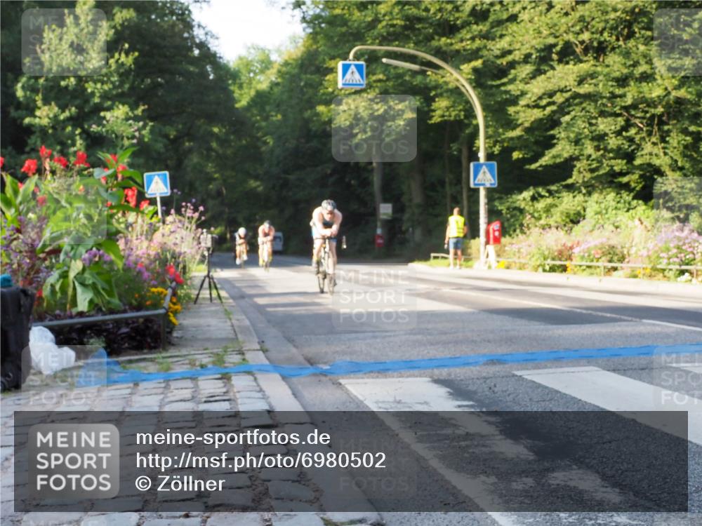 08.09.2024 - Stadtparktriathlon Zöllner http://msf.ph/oto/6980502 08.09.2024 09:03:47 Radfahren 2, 15, 21, 25, 26, 40, 44, 54, 63, 72, 80, 94, 109 meine-sportfotos.de