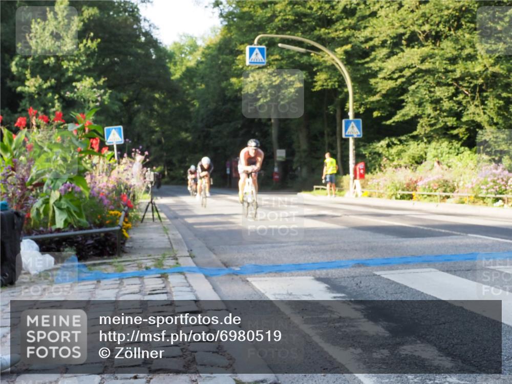 08.09.2024 - Stadtparktriathlon Zöllner http://msf.ph/oto/6980519 08.09.2024 09:03:48 Radfahren 2, 15, 21, 25, 26, 40, 44, 54, 63, 72, 80, 83, 94, 109 meine-sportfotos.de