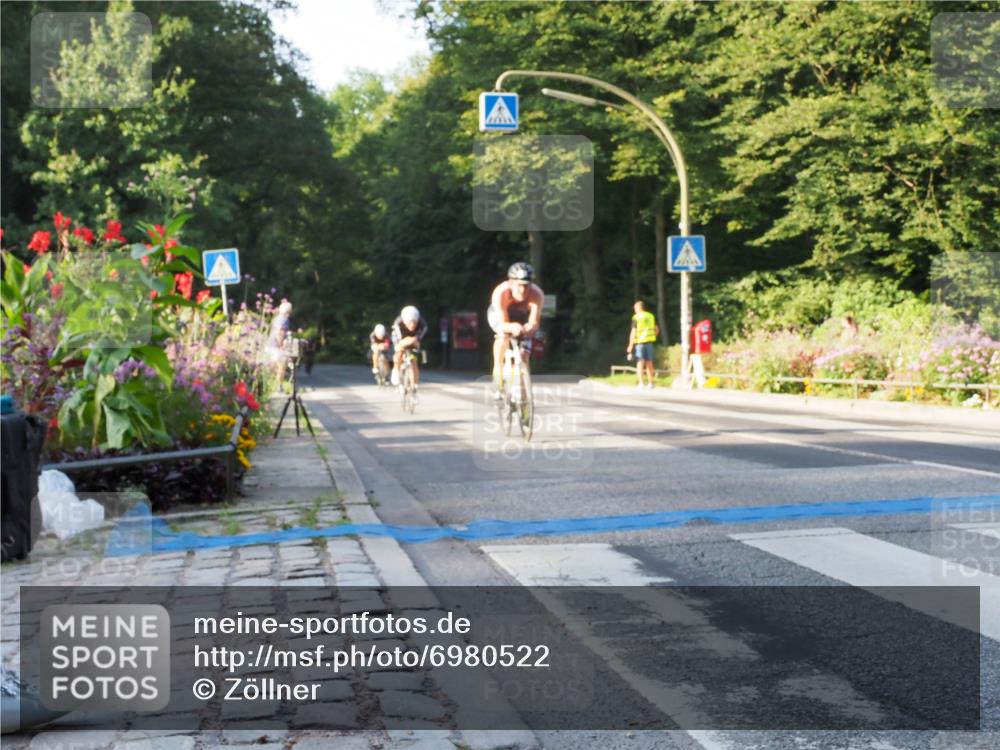 08.09.2024 - Stadtparktriathlon Zöllner http://msf.ph/oto/6980522 08.09.2024 09:03:48 Radfahren 2, 15, 21, 25, 26, 40, 44, 54, 63, 72, 80, 83, 94, 109 meine-sportfotos.de