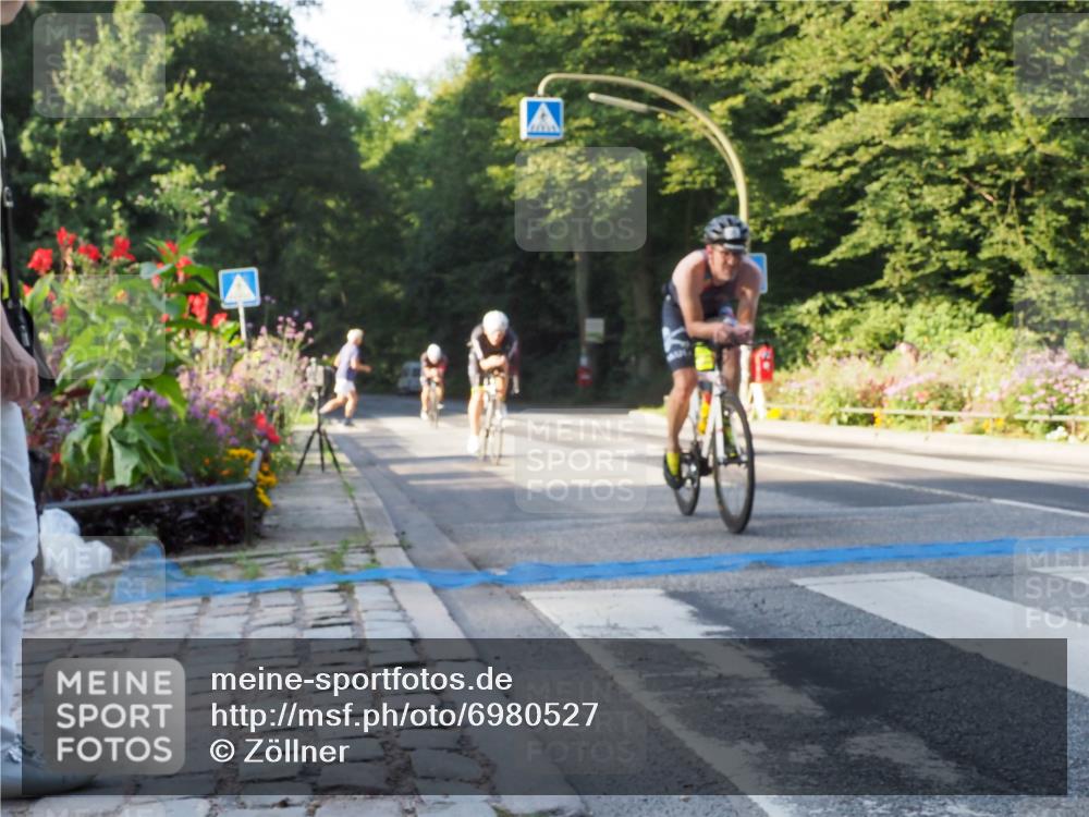 08.09.2024 - Stadtparktriathlon Zöllner http://msf.ph/oto/6980527 08.09.2024 09:03:49 Radfahren 15, 21, 25, 26, 40, 44, 54, 63, 72, 76, 80, 83, 94, 109 meine-sportfotos.de