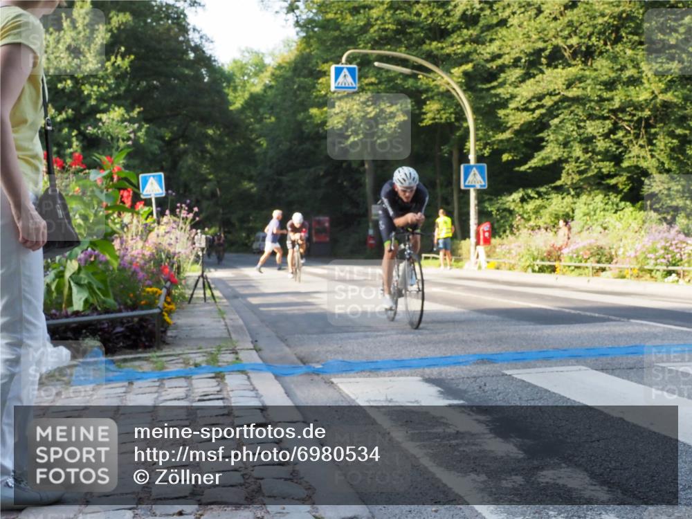 08.09.2024 - Stadtparktriathlon Zöllner http://msf.ph/oto/6980534 08.09.2024 09:03:49 Radfahren 15, 21, 25, 26, 40, 44, 54, 63, 72, 76, 80, 83, 94, 109 meine-sportfotos.de