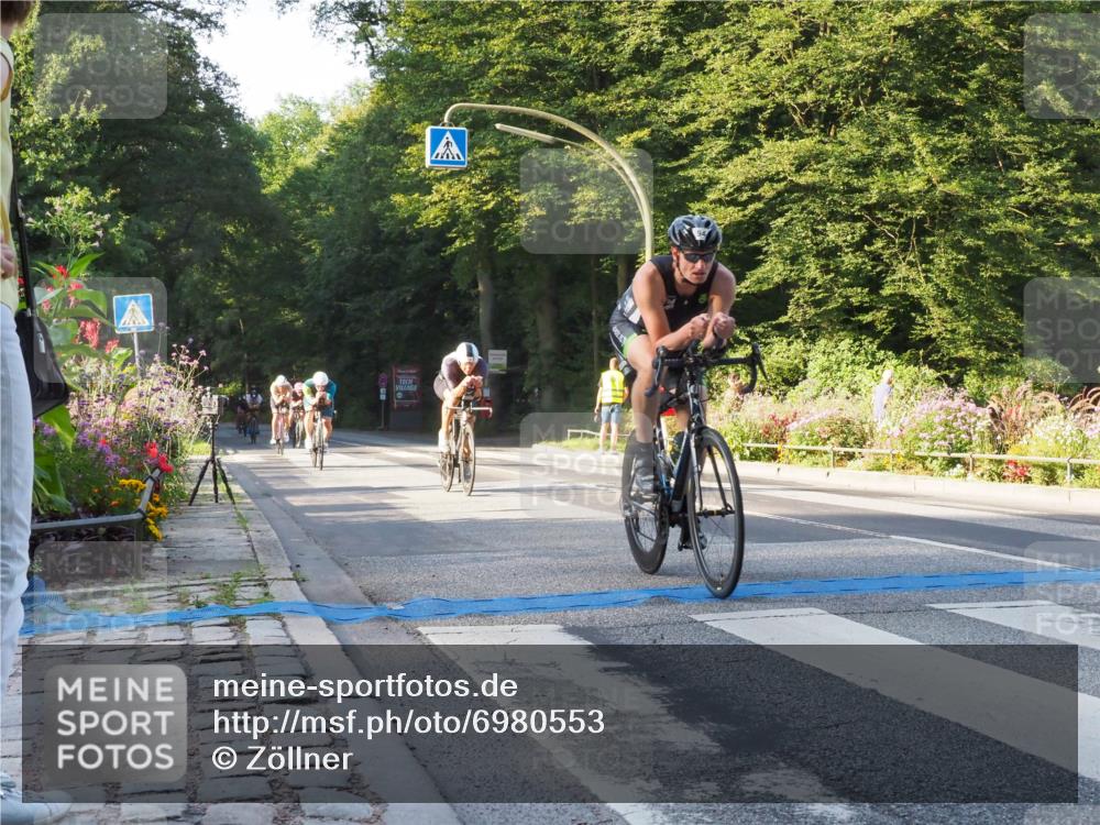 08.09.2024 - Stadtparktriathlon Zöllner http://msf.ph/oto/6980553 08.09.2024 09:03:54 Radfahren 15, 20, 21, 25, 35, 40, 44, 54, 63, 71, 72, 76, 83, 89, 94 meine-sportfotos.de