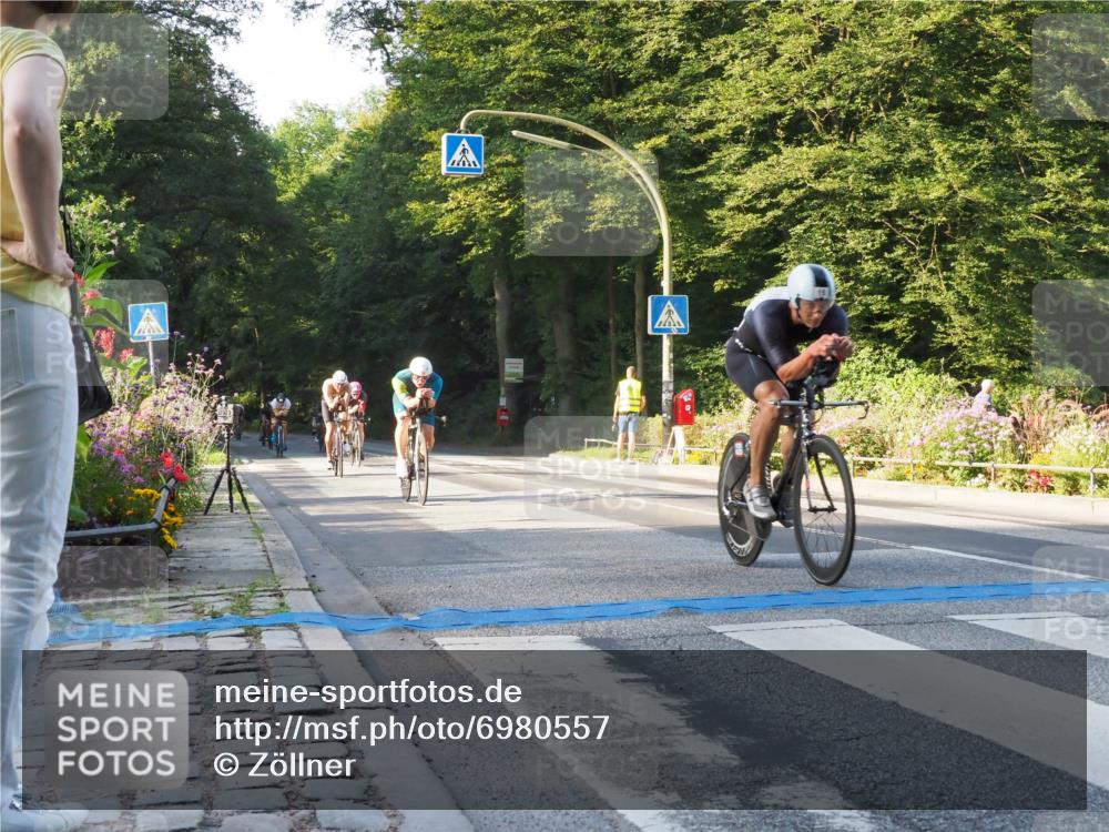 08.09.2024 - Stadtparktriathlon Zöllner http://msf.ph/oto/6980557 08.09.2024 09:03:54 Radfahren 15, 20, 21, 25, 35, 40, 44, 54, 63, 71, 72, 76, 83, 89, 94 meine-sportfotos.de