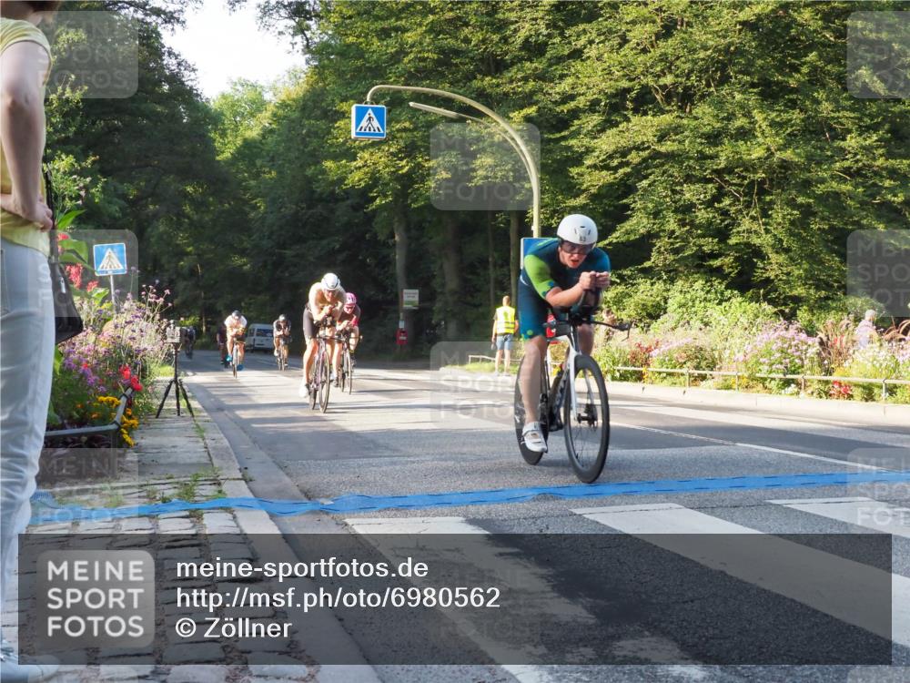 08.09.2024 - Stadtparktriathlon Zöllner http://msf.ph/oto/6980562 08.09.2024 09:03:55 Radfahren 15, 20, 21, 35, 40, 44, 54, 63, 71, 72, 76, 83, 89, 94 meine-sportfotos.de